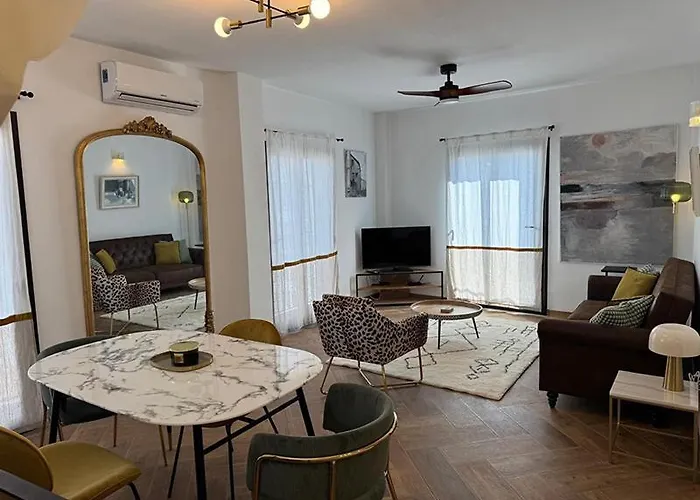 Carretas 22 Апартаменты *